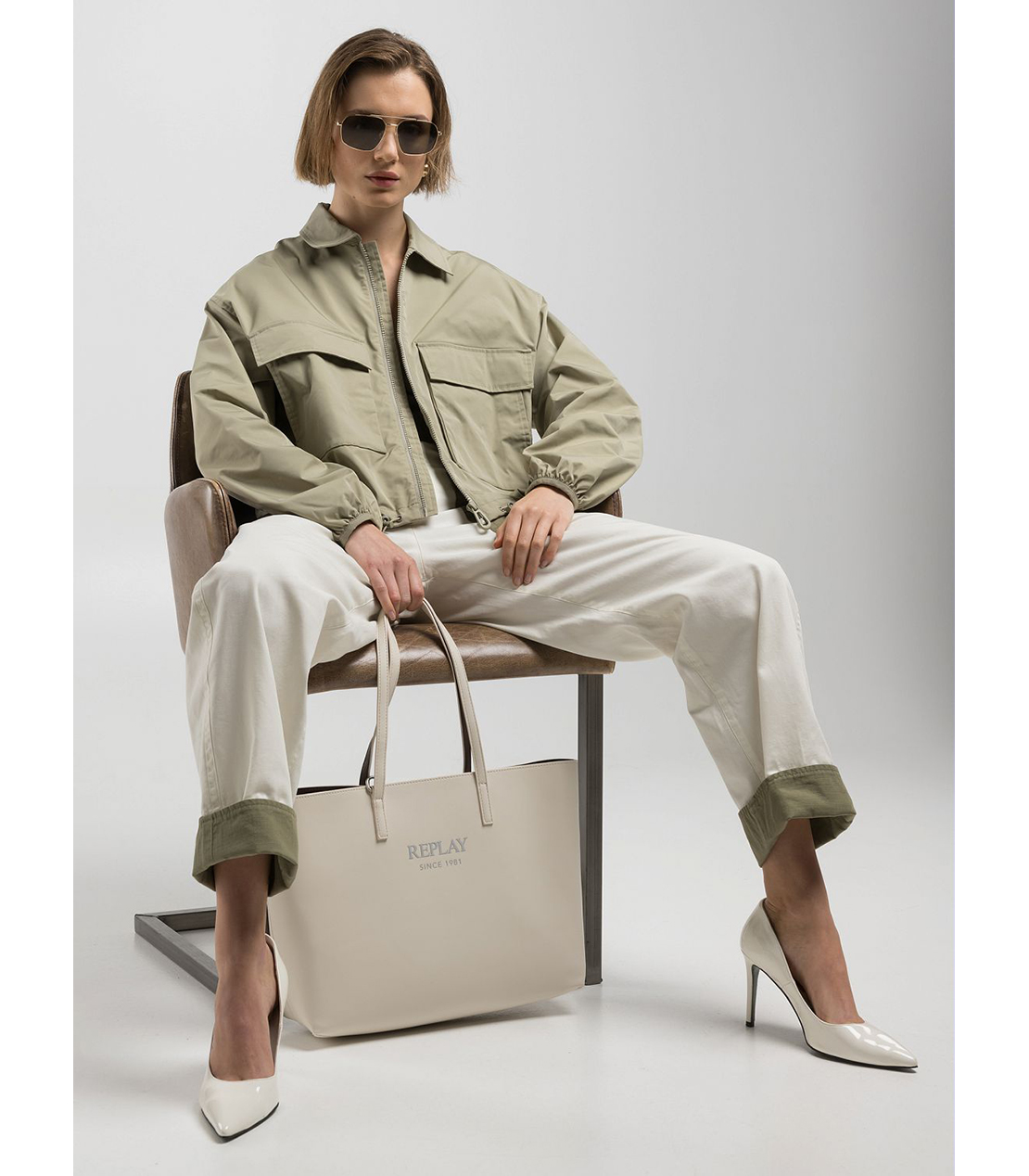 カラーブロック コンフォートフィットホワイトパンツ（セットアップモデル） 詳細画像 バターホワイトオリーブ 3